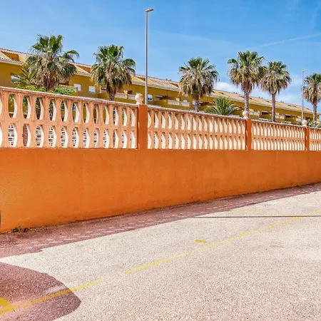 Castillo-playa * Denia